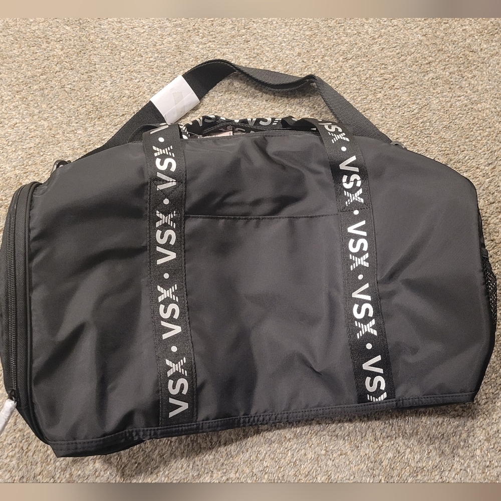 Victoria secret tote new with tags retail $60
